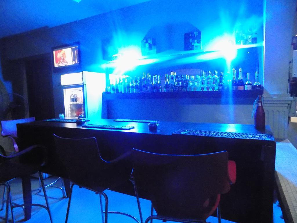 איקג'ה Posh Apartments And Hotel מראה חיצוני תמונה