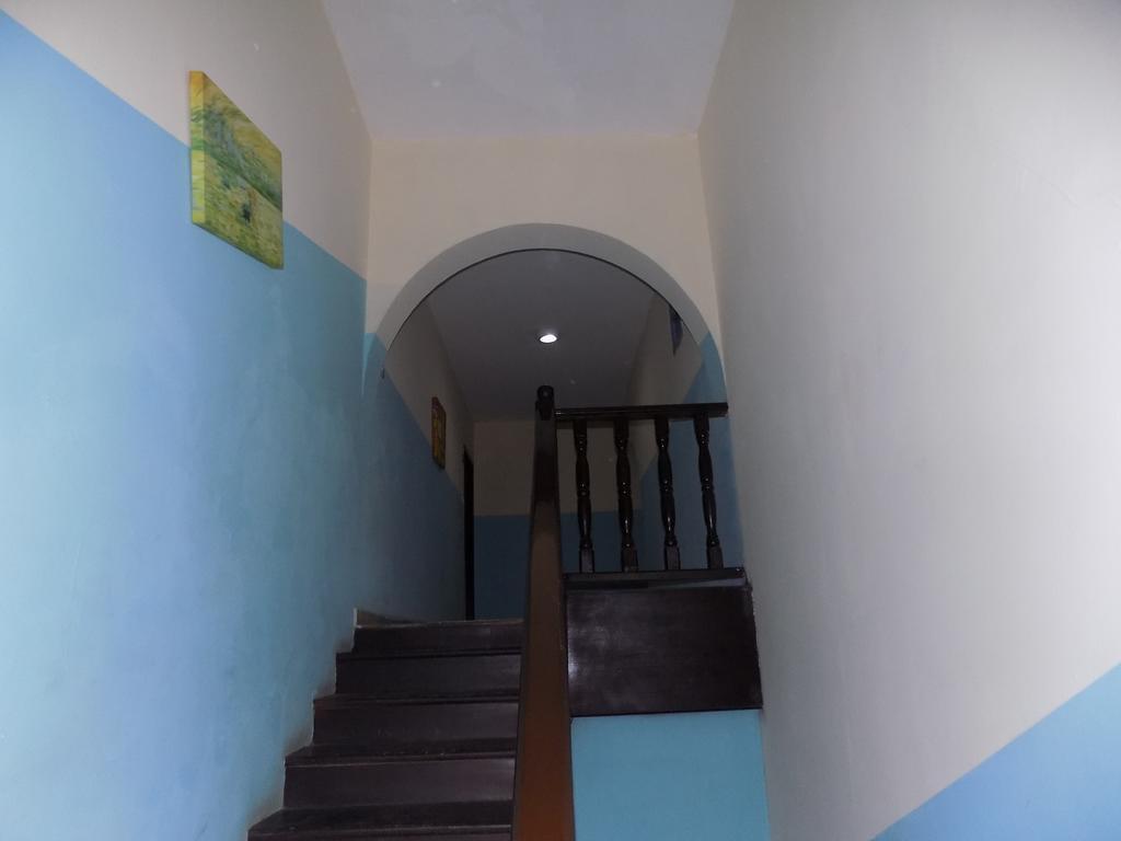 איקג'ה Posh Apartments And Hotel מראה חיצוני תמונה