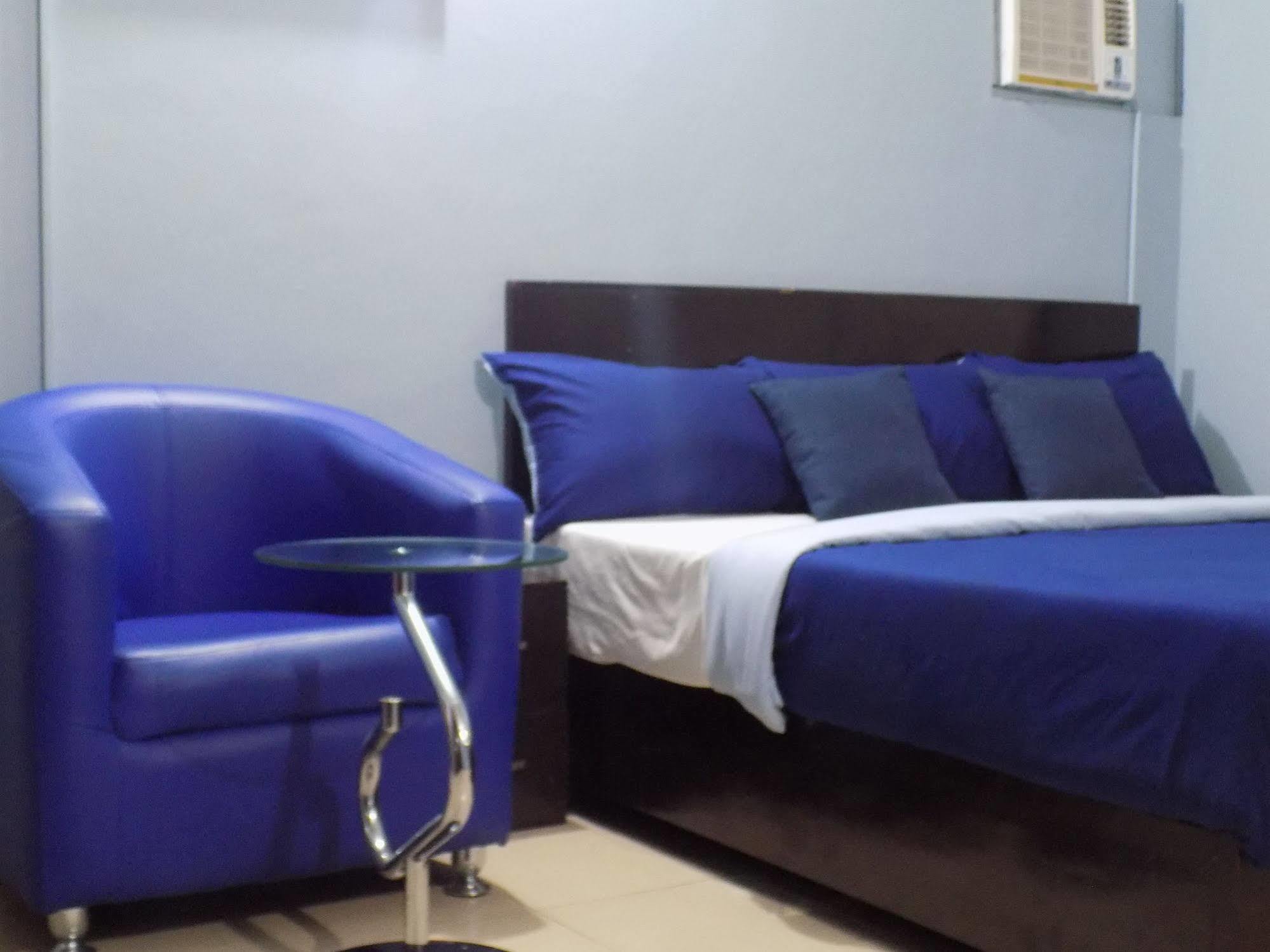 איקג'ה Posh Apartments And Hotel מראה חיצוני תמונה