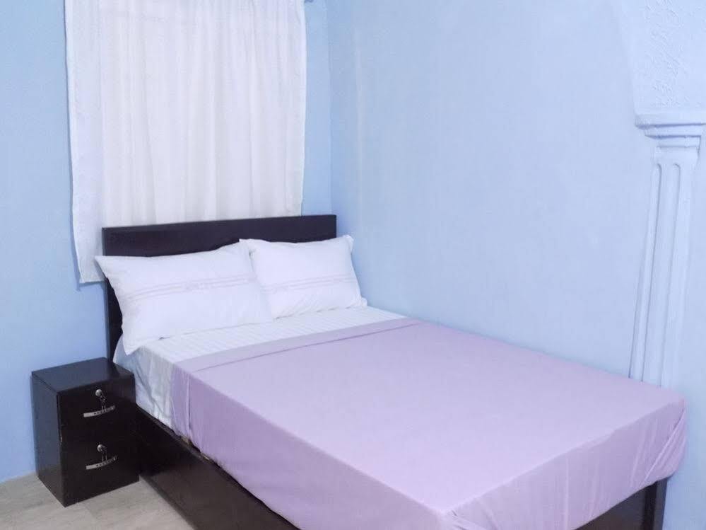 איקג'ה Posh Apartments And Hotel מראה חיצוני תמונה